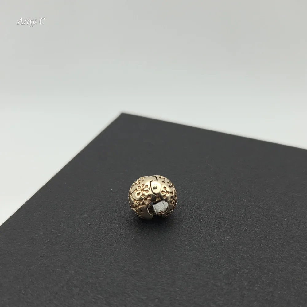 Pandora Retired 14kt Gold Clip Lucerne. - Picture 2 of 6